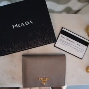 Prada Bi-fold Wallet: Argilla/ Gray